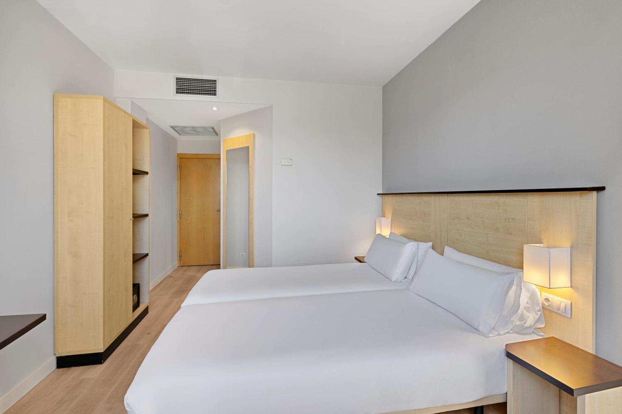 B&B Hotel Madrid Pinar De Las Rozas Bagian luar foto